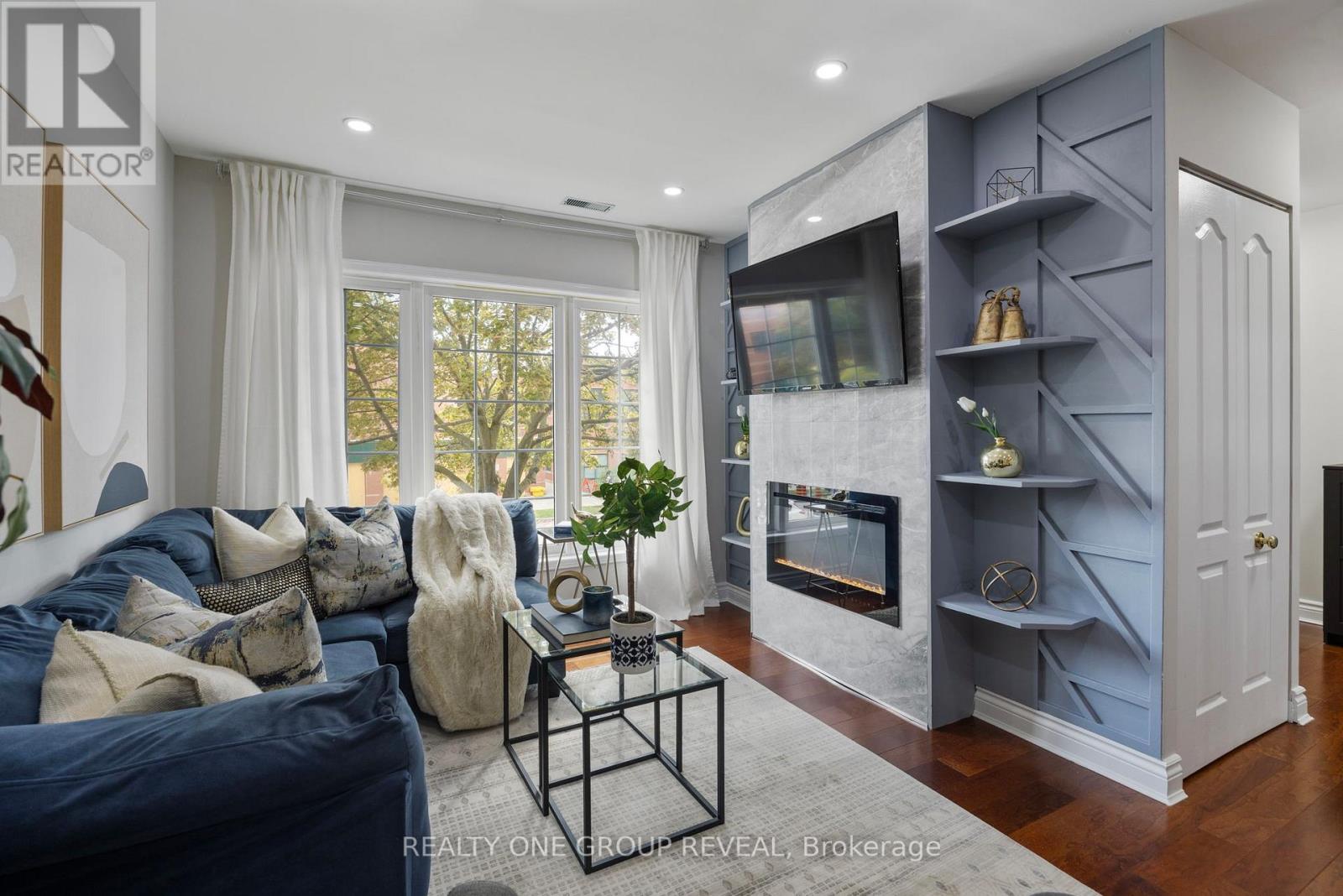 803 - 1400 The Esplanade Drive N, Pickering, Ontario  L1V 6V2 - Photo 8 - E12477865