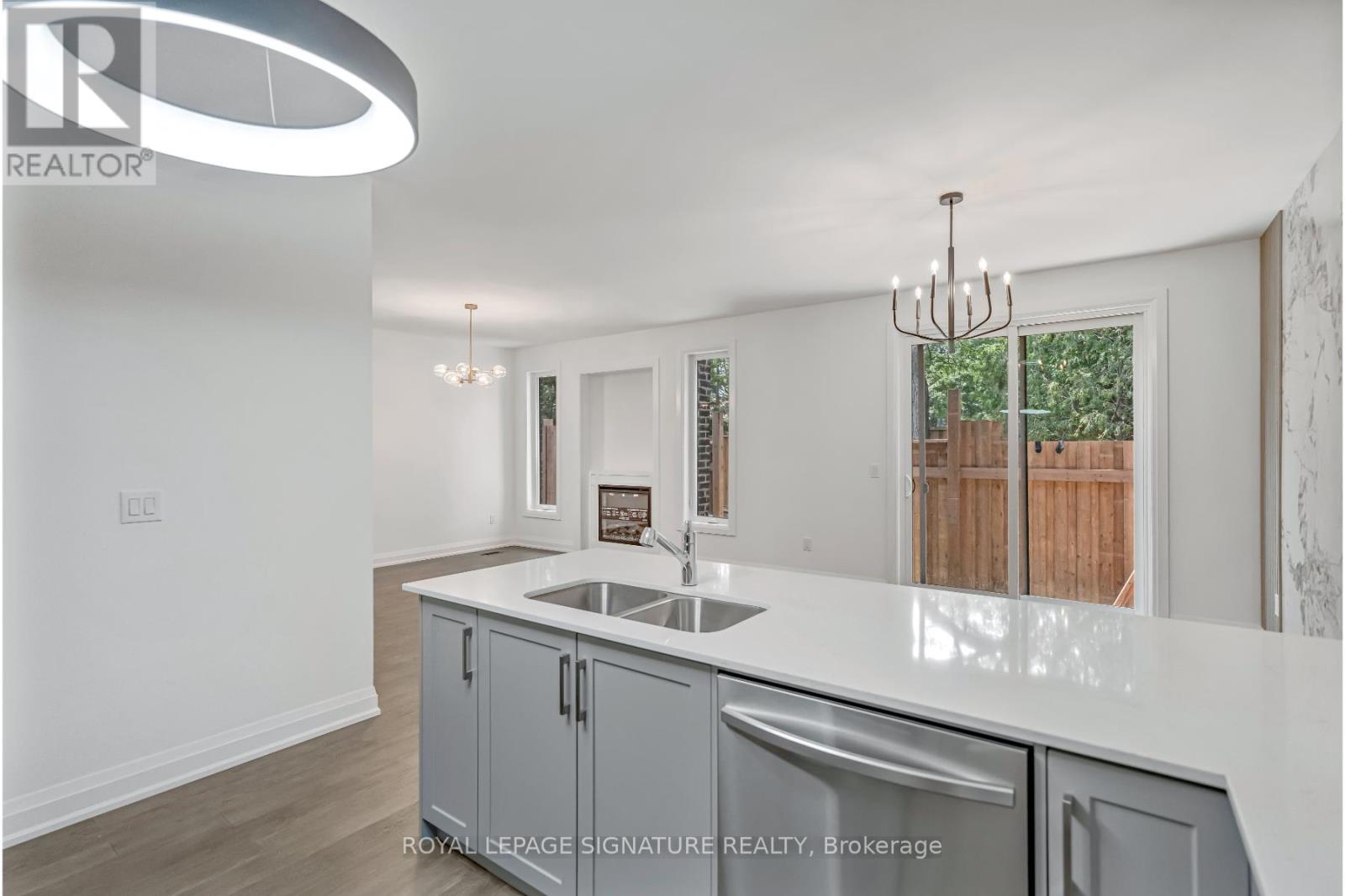 3392 Carter Common, Burlington, Ontario L7M 3R9 - Photo 17 - W12515058