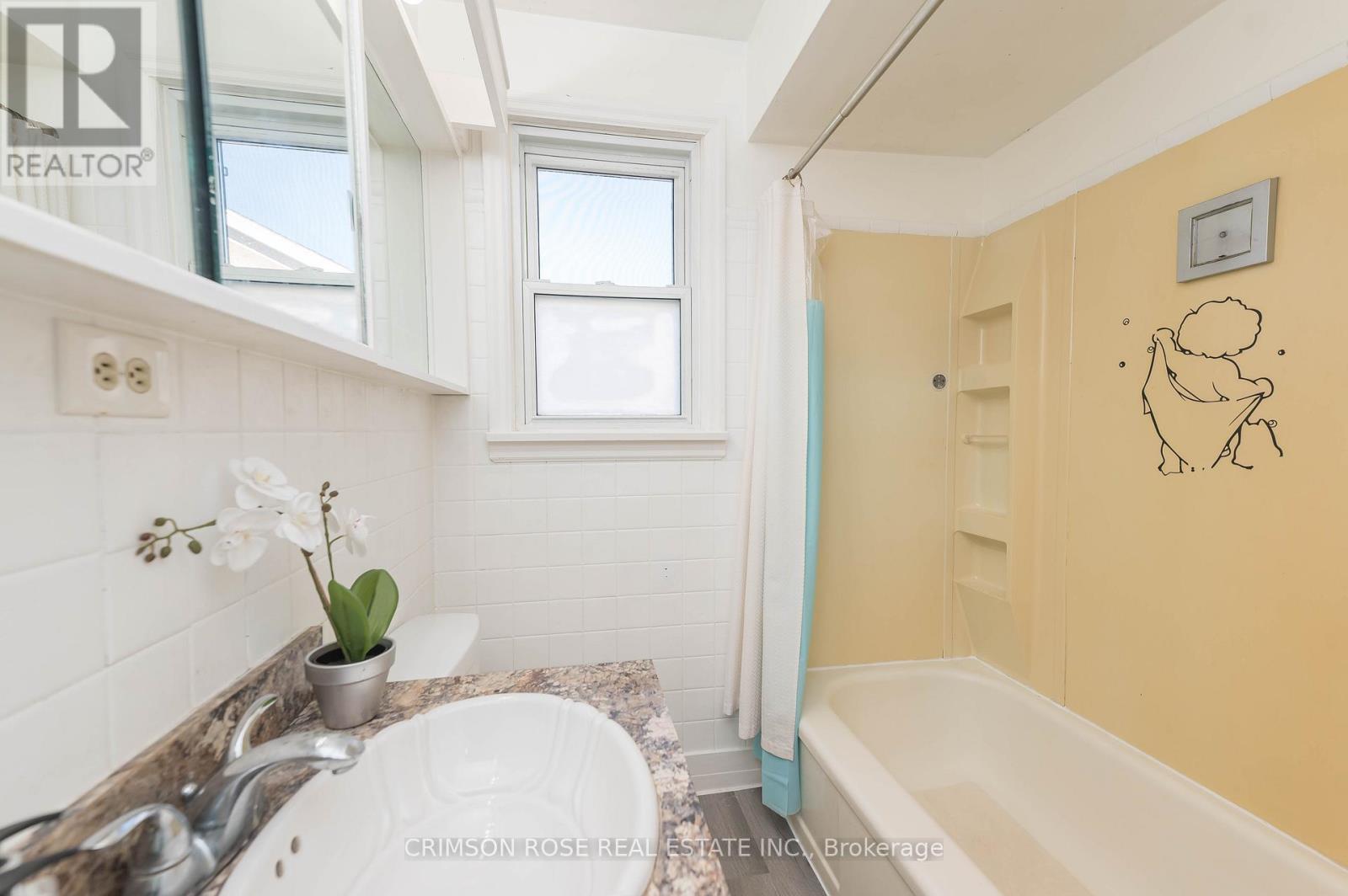 11 Bonavem Drive, St. Catharines, Ontario  L2N 1X7 - Photo 26 - X12514538