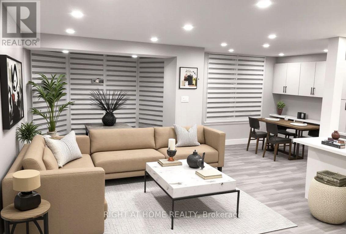 607 - 271 Ridley Boulevard, Toronto, Ontario  M5M 4N1 - Photo 3 - C12515870