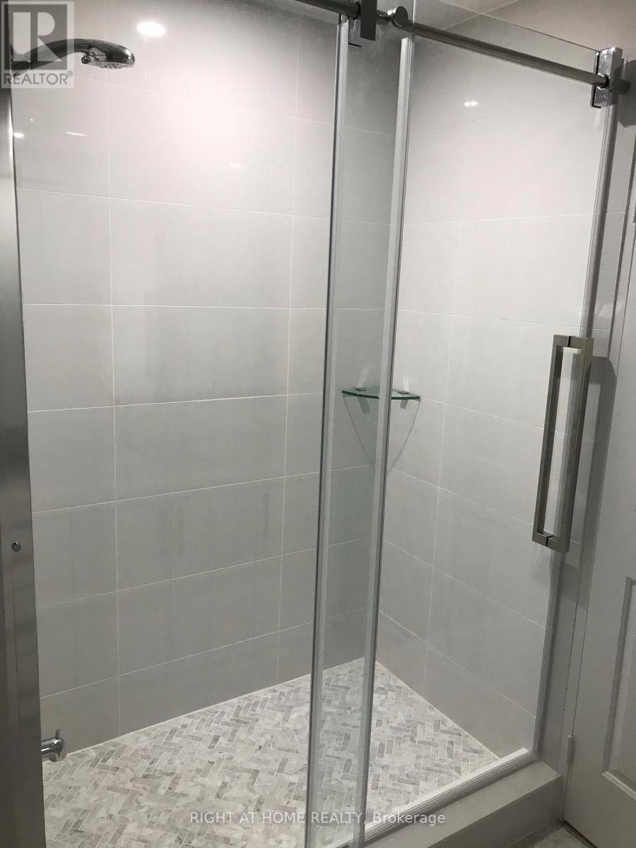 607 - 271 Ridley Boulevard, Toronto, Ontario M5M 4N1 - Photo 8 - C12515872