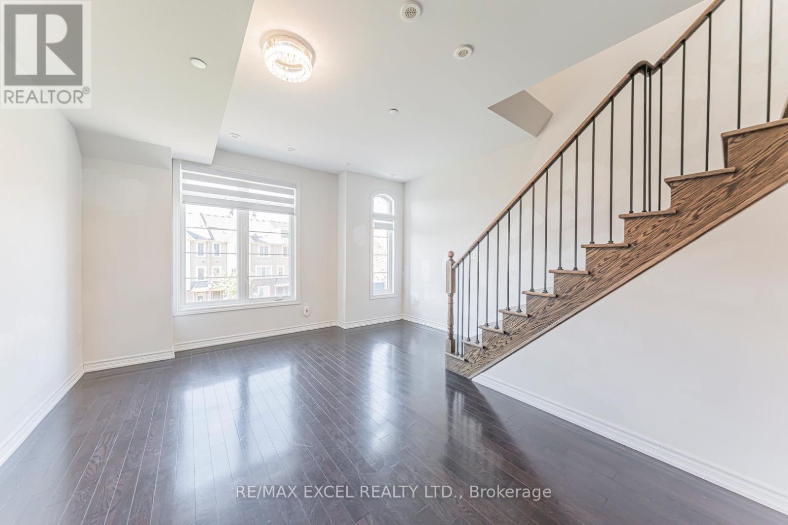 8 - 39 Drewry Avenue, Toronto, Ontario  M2M 0B4 - Photo 12 - C12515930