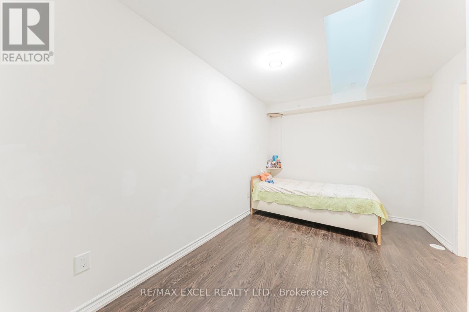 8 - 39 Drewry Avenue, Toronto, Ontario  M2M 0B4 - Photo 38 - C12515930