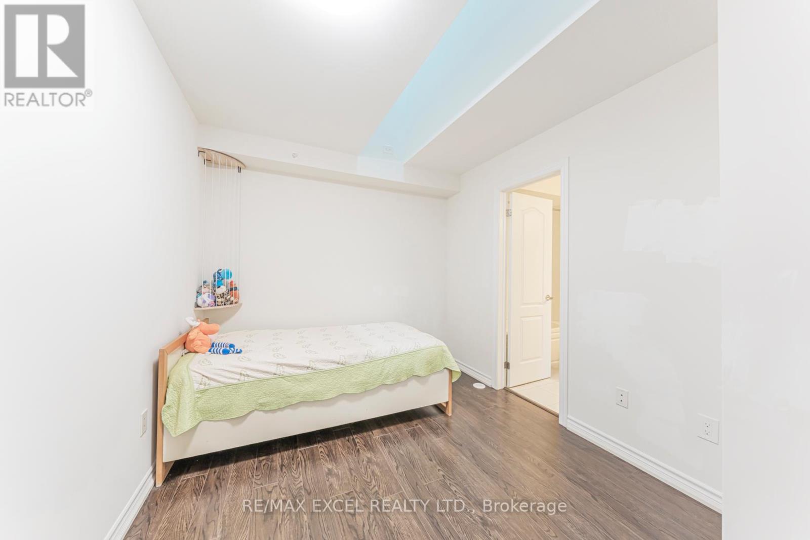 8 - 39 Drewry Avenue, Toronto, Ontario  M2M 0B4 - Photo 39 - C12515930