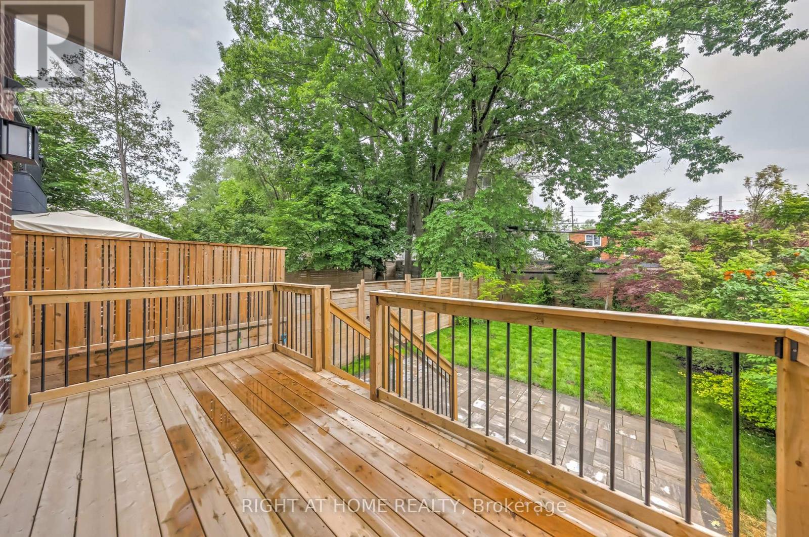 102 Parklea Drive, Toronto, Ontario  M4G 2J8 - Photo 46 - C12515968