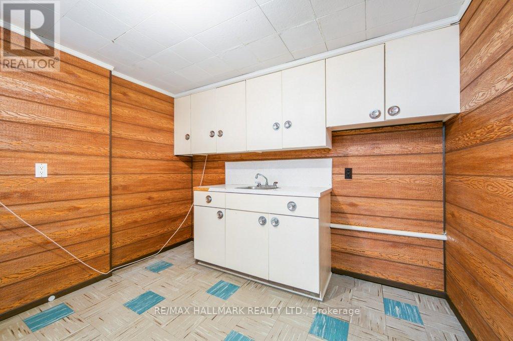 94 Broadlands Boulevard, Toronto, Ontario  M3A 1J7 - Photo 15 - C12516002