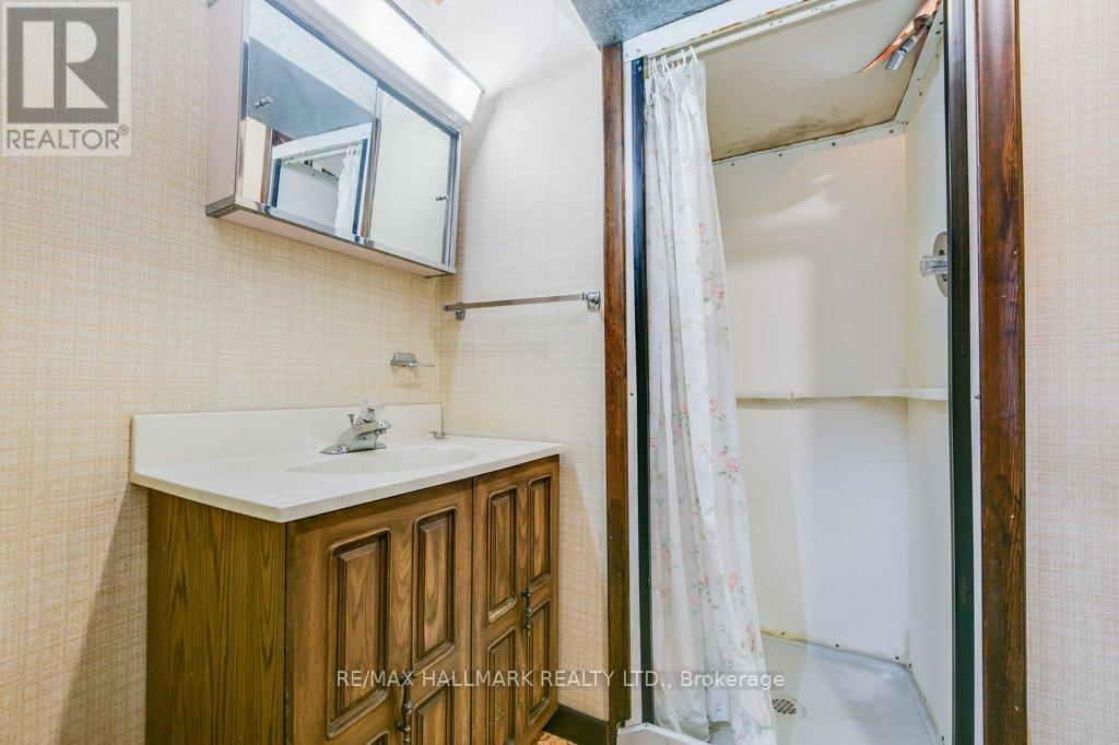94 Broadlands Boulevard, Toronto, Ontario  M3A 1J7 - Photo 18 - C12516002