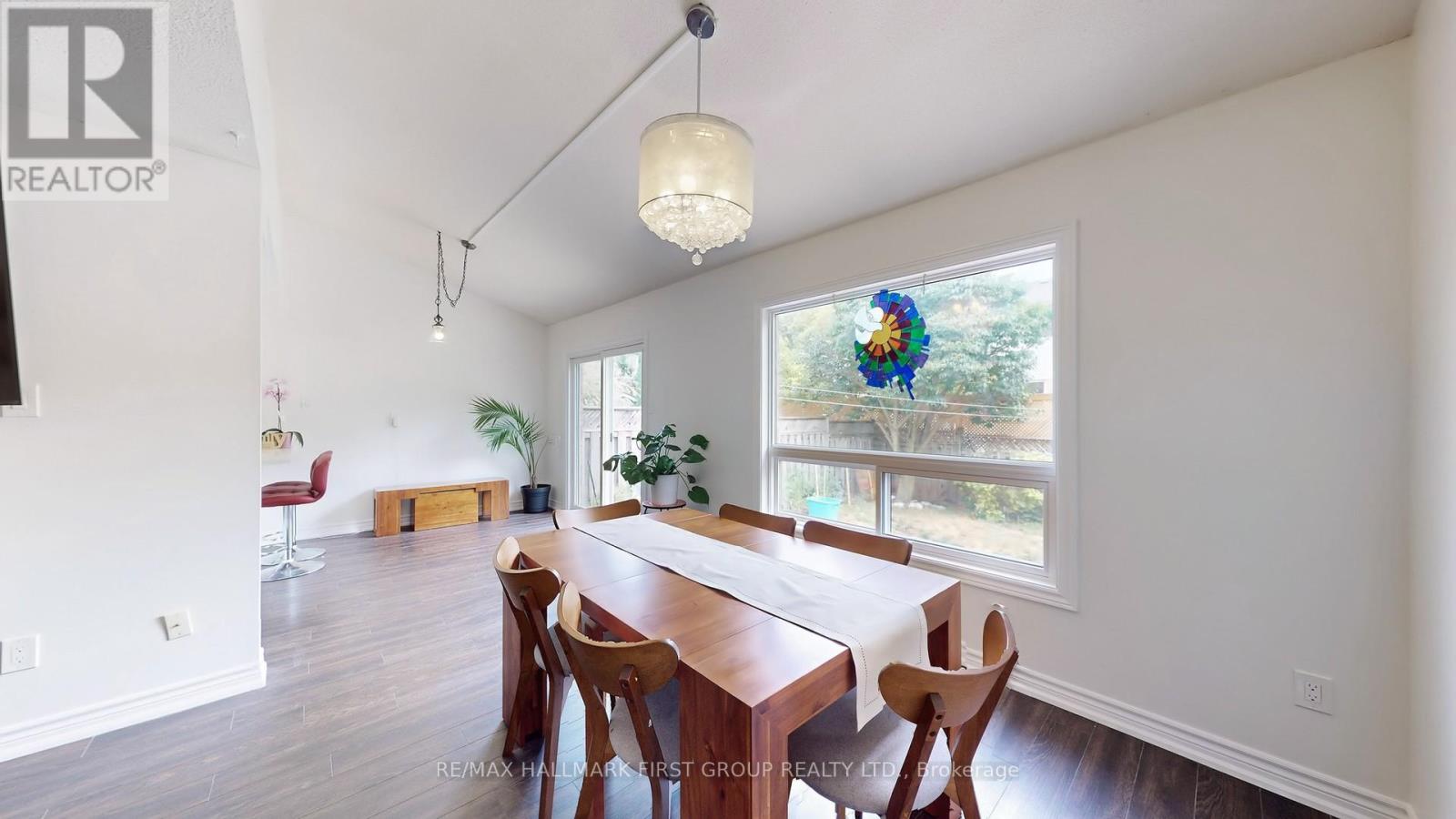 54 Davies Crescent, Whitby, Ontario L1N 8X5 - Photo 8 - E12515856