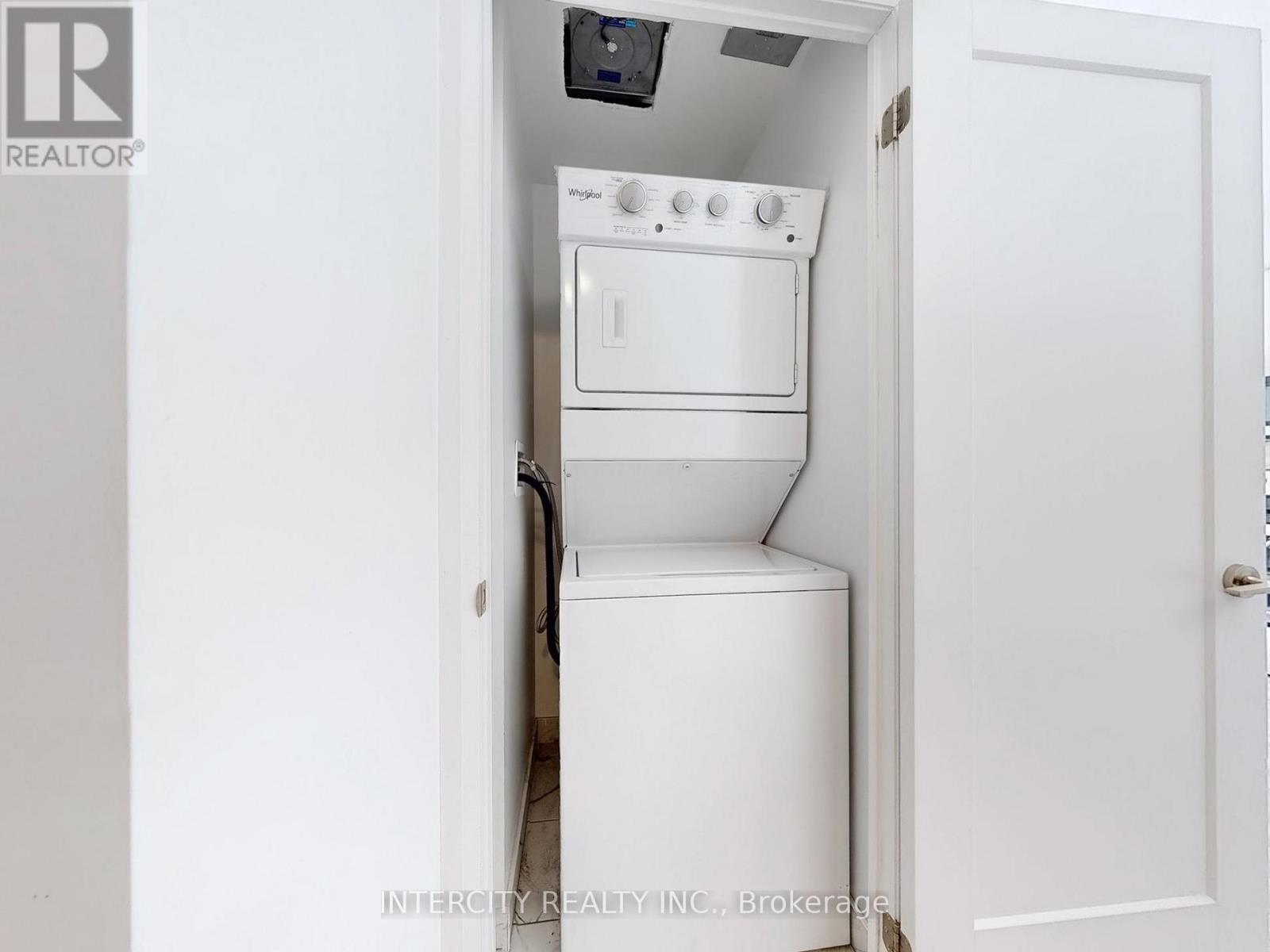 1810 - 3220 Sheppard Avenue E, Toronto, Ontario  M1T 0B7 - Photo 22 - E12515918