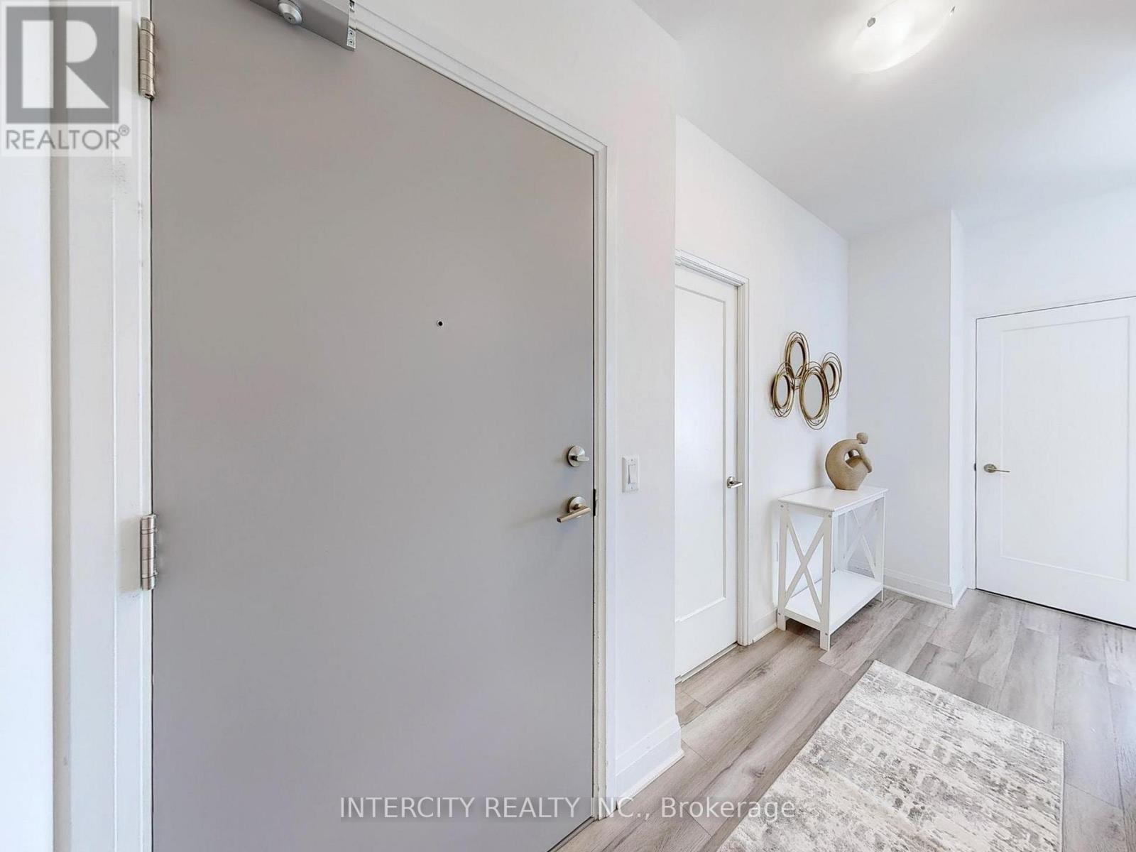 1810 - 3220 Sheppard Avenue E, Toronto, Ontario  M1T 0B7 - Photo 23 - E12515918