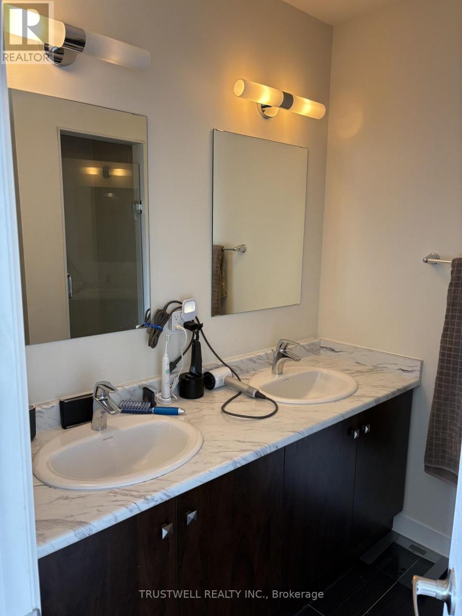 95 Donald Fleming Way, Whitby, Ontario L1R 0N8 - Photo 12 - E12515942