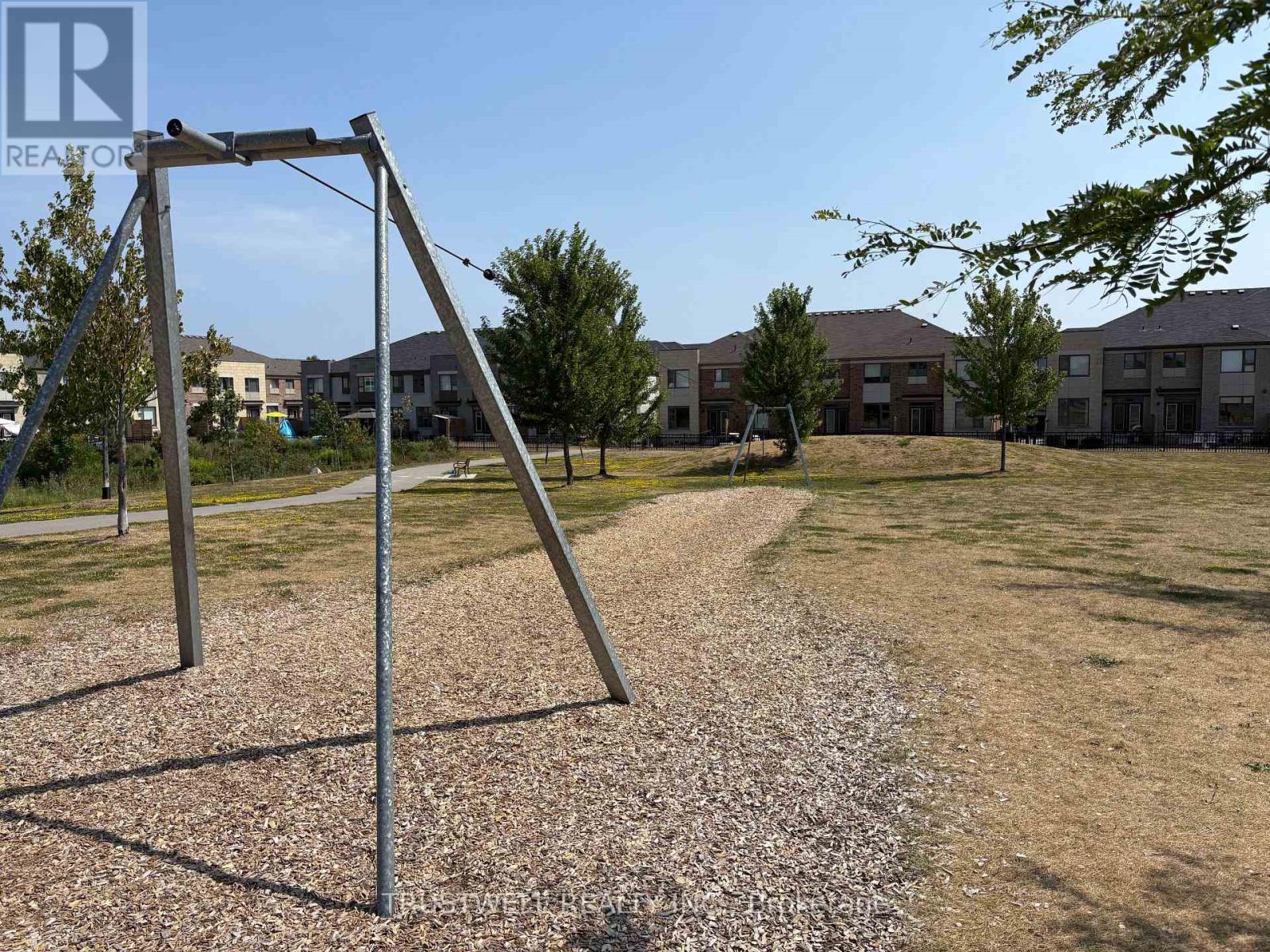 95 Donald Fleming Way, Whitby, Ontario L1R 0N8 - Photo 28 - E12515942