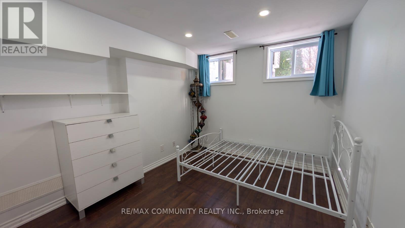 1816 Woodgate Court, Oshawa, Ontario  L1G 7Z1 - Photo 15 - E12515992