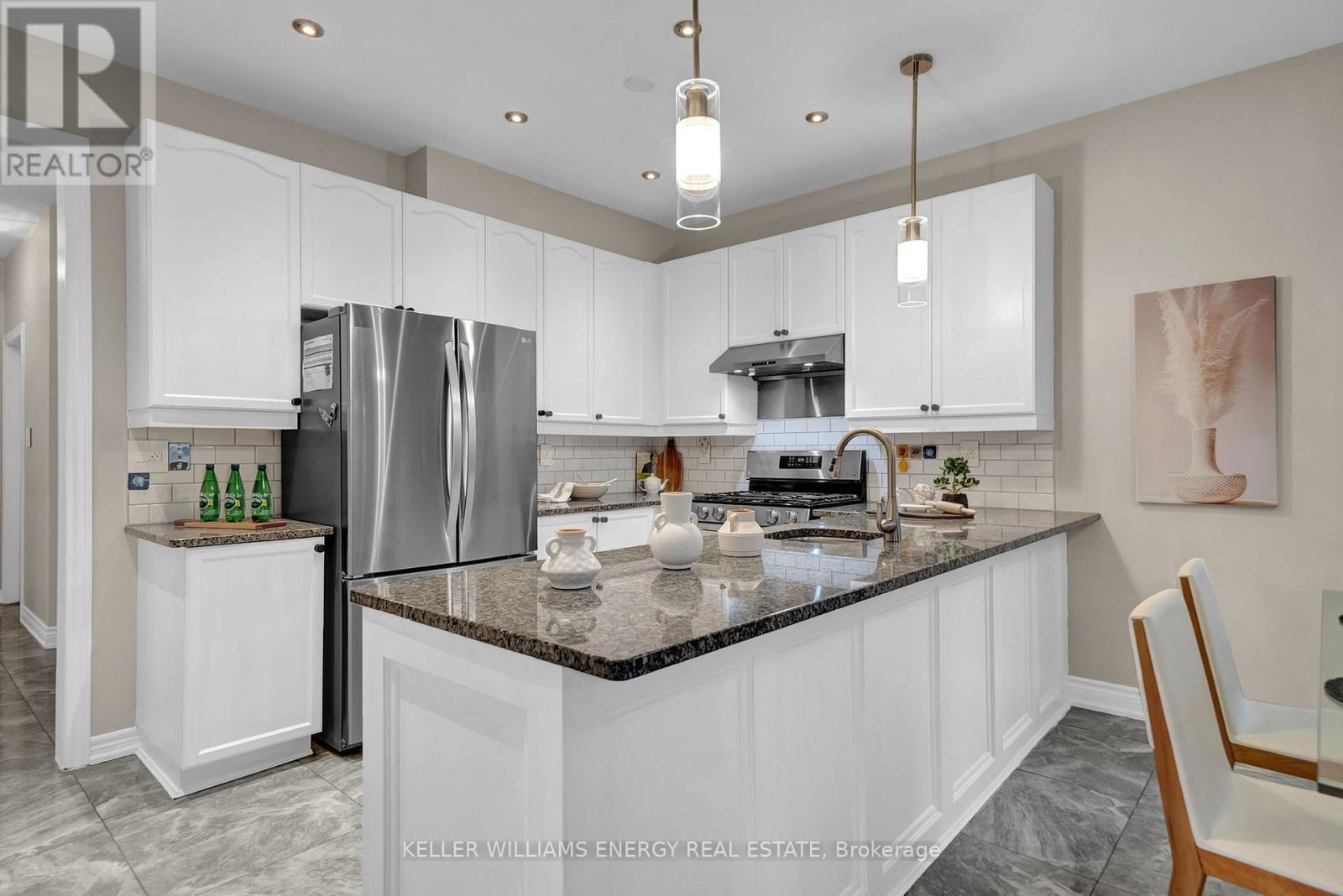 83 Wessex Drive, Whitby, Ontario  L1M 2C1 - Photo 9 - E12516190