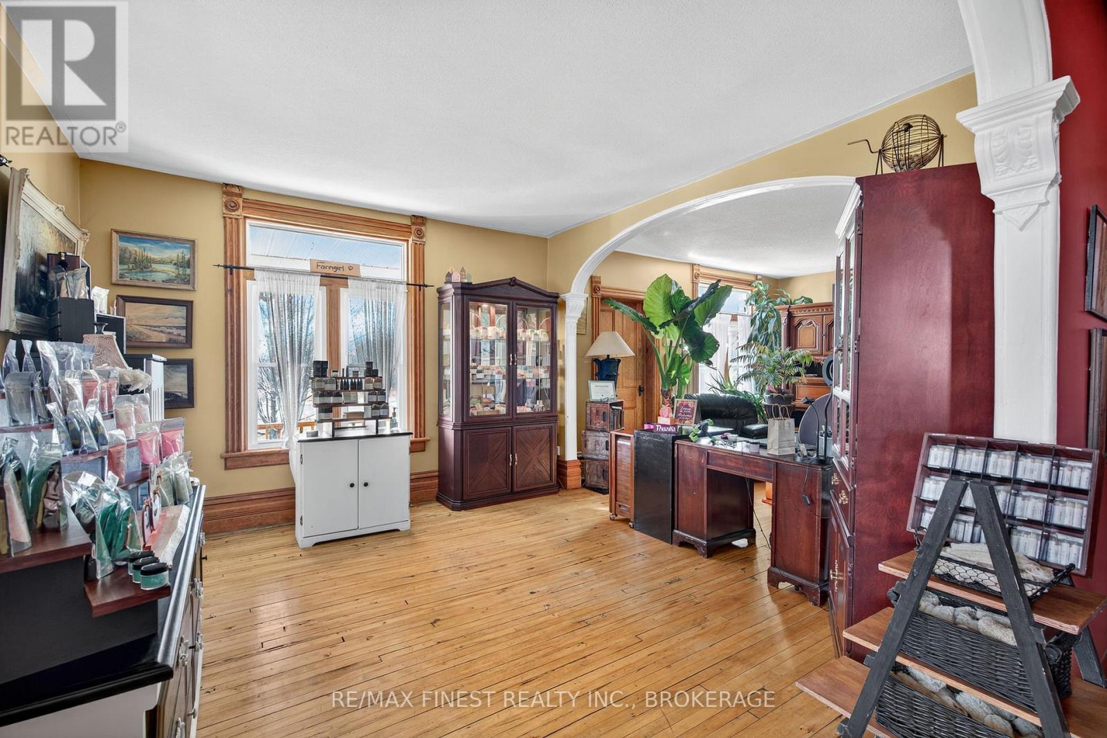 525 Scotland Road, Loyalist, Ontario  K0H 2H0 - Photo 10 - X12516066