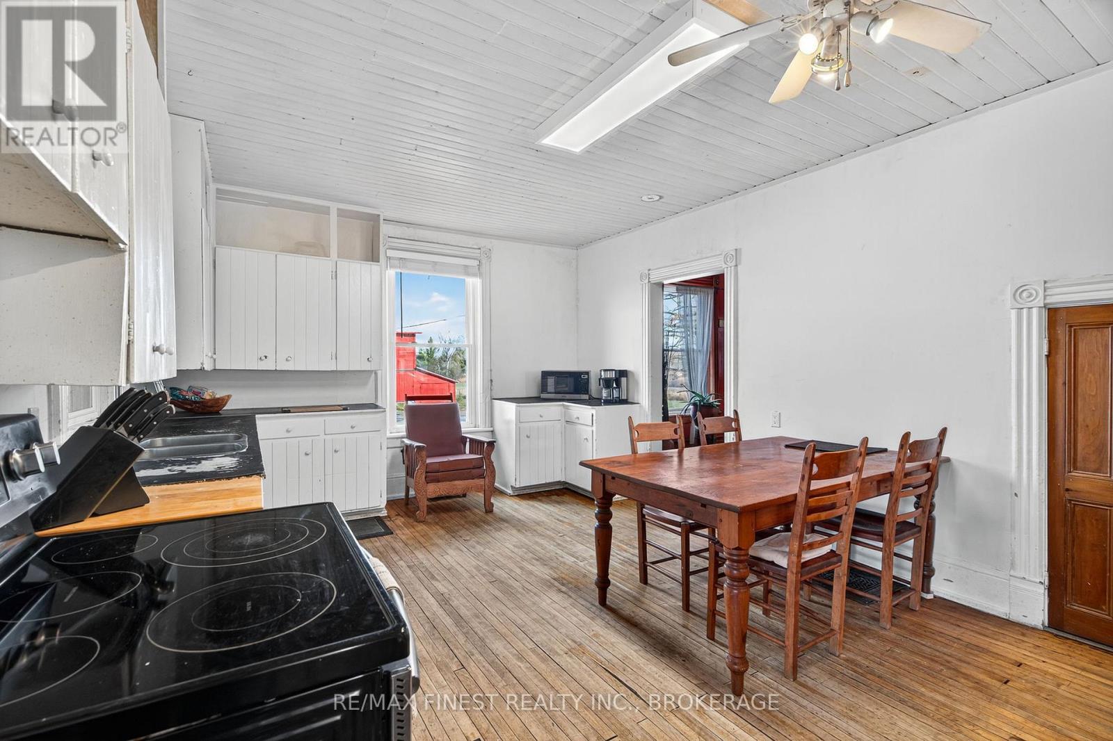 525 Scotland Road, Loyalist, Ontario  K0H 2H0 - Photo 16 - X12516066