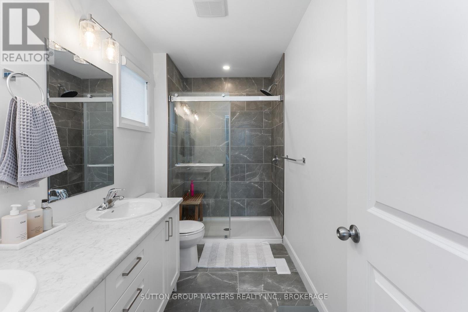 214 Superior Drive, Loyalist, Ontario K7N 0E4 - Photo 18 - X12516080