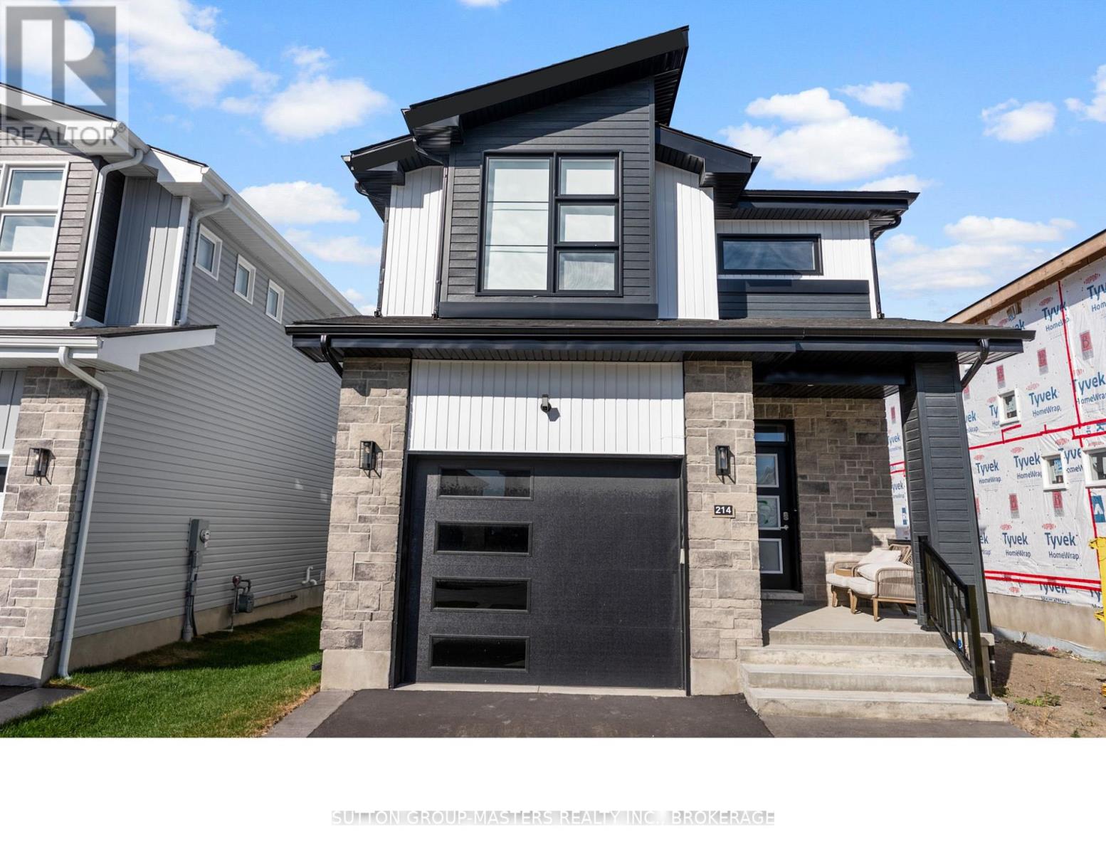 214 Superior Drive, Loyalist, Ontario K7N 0E4 - Photo 2 - X12516080