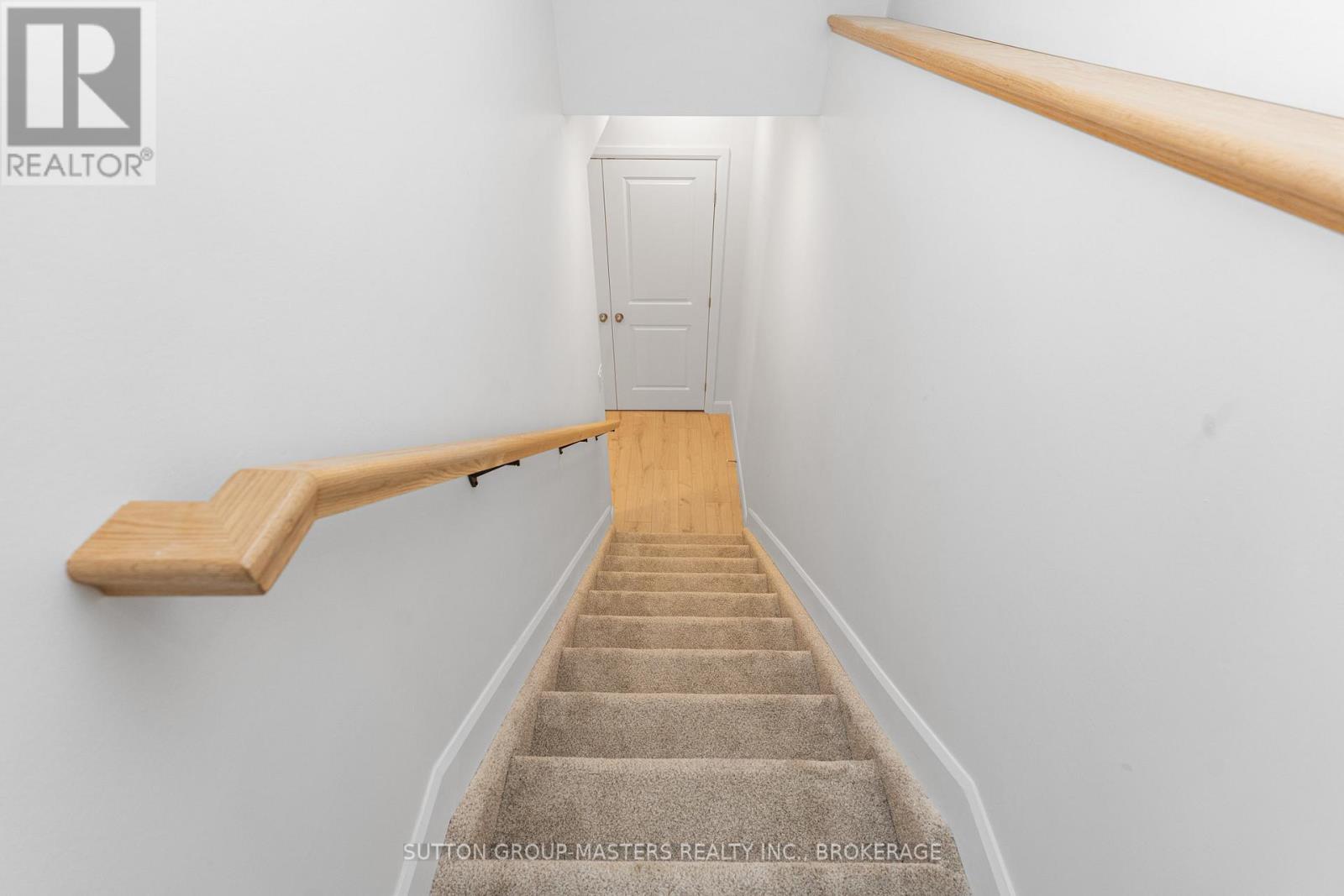 214 Superior Drive, Loyalist, Ontario K7N 0E4 - Photo 32 - X12516080