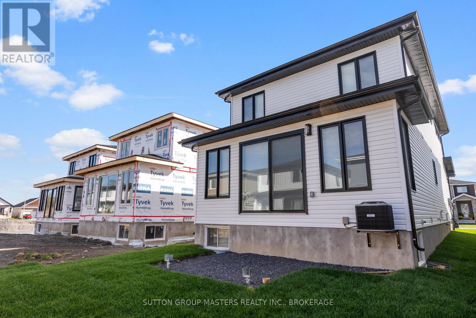 214 Superior Drive, Loyalist, Ontario K7N 0E4 - Photo 41 - X12516080