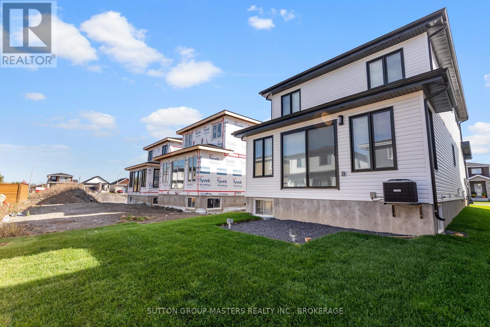 214 Superior Drive, Loyalist, Ontario K7N 0E4 - Photo 42 - X12516080