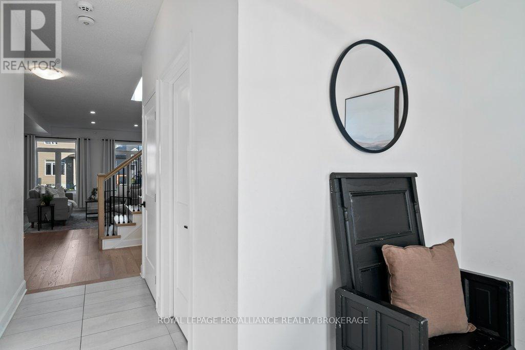 1504 Shira Drive, Kingston, Ontario  K7P 0S3 - Photo 6 - X12516122