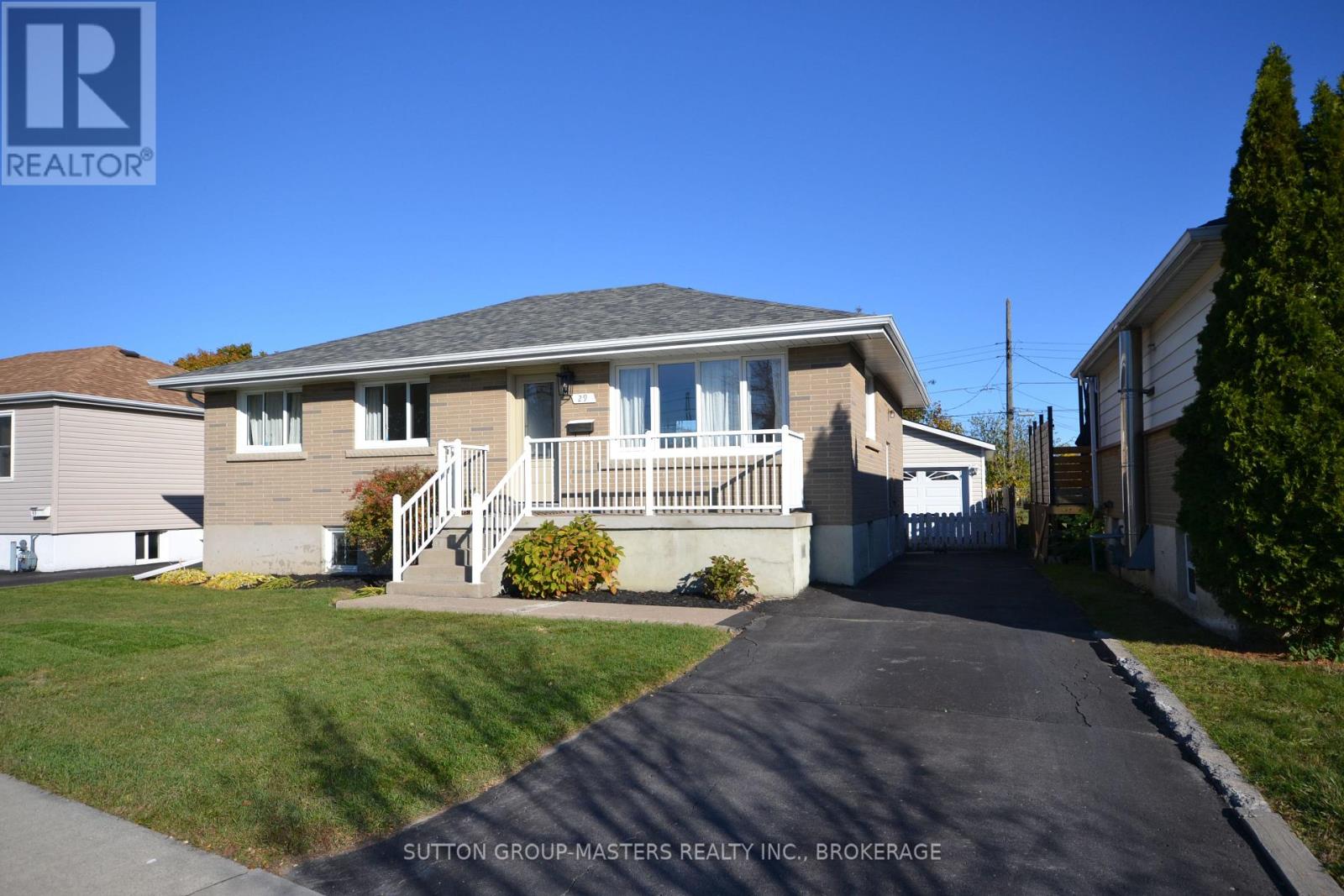 29 Brant Avenue, Kingston, Ontario  K7K 4V2 - Photo 2 - X12516132