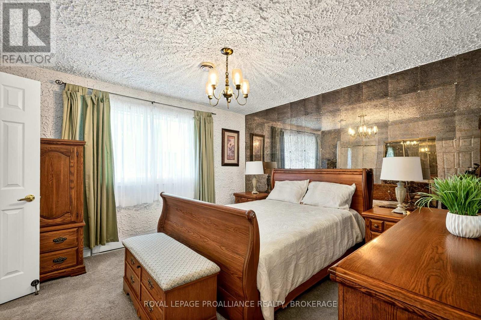 862 Berwick Place, Kingston, Ontario K7M 6B6 - Photo 13 - X12516326