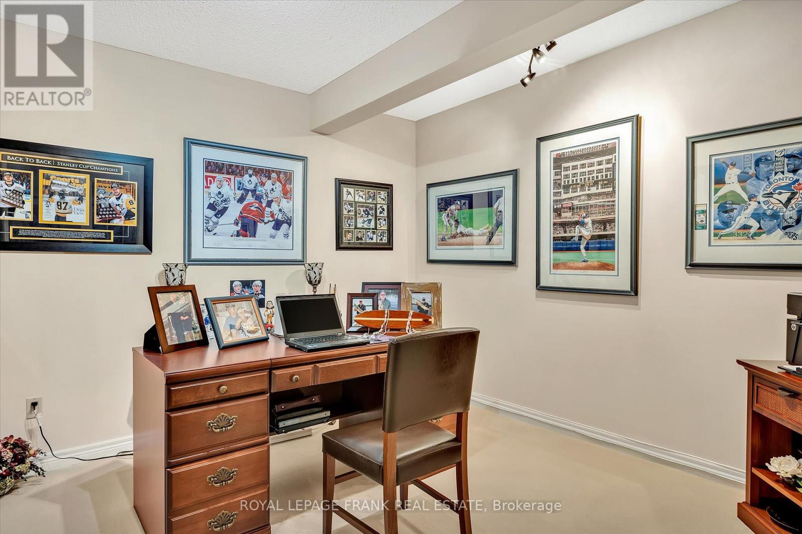 42 Huntingwood Crescent, Kawartha Lakes (Bobcaygeon), Ontario  K0M 1A0 - Photo 21 - X12516248