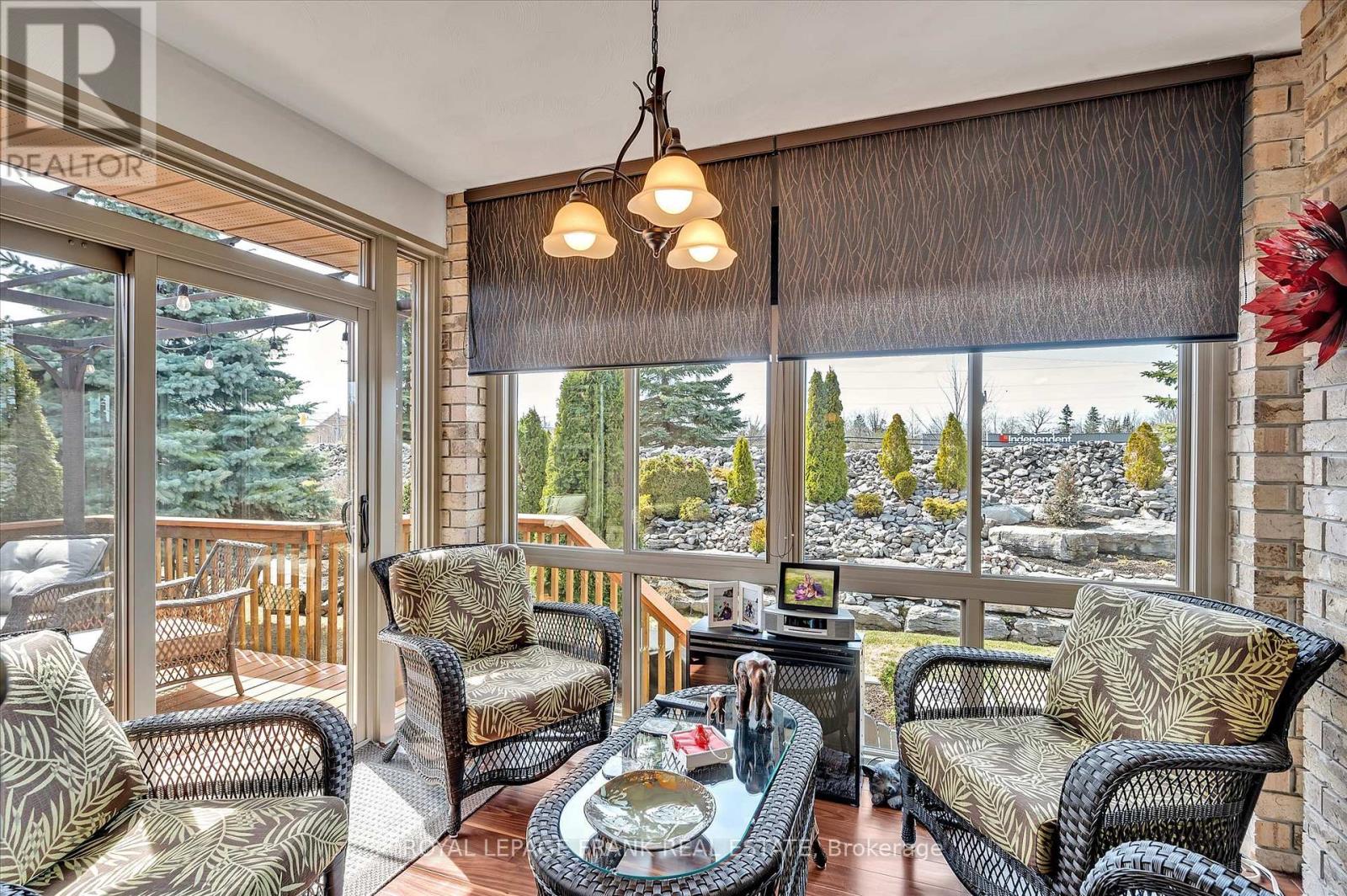 42 Huntingwood Crescent, Kawartha Lakes (Bobcaygeon), Ontario  K0M 1A0 - Photo 25 - X12516248