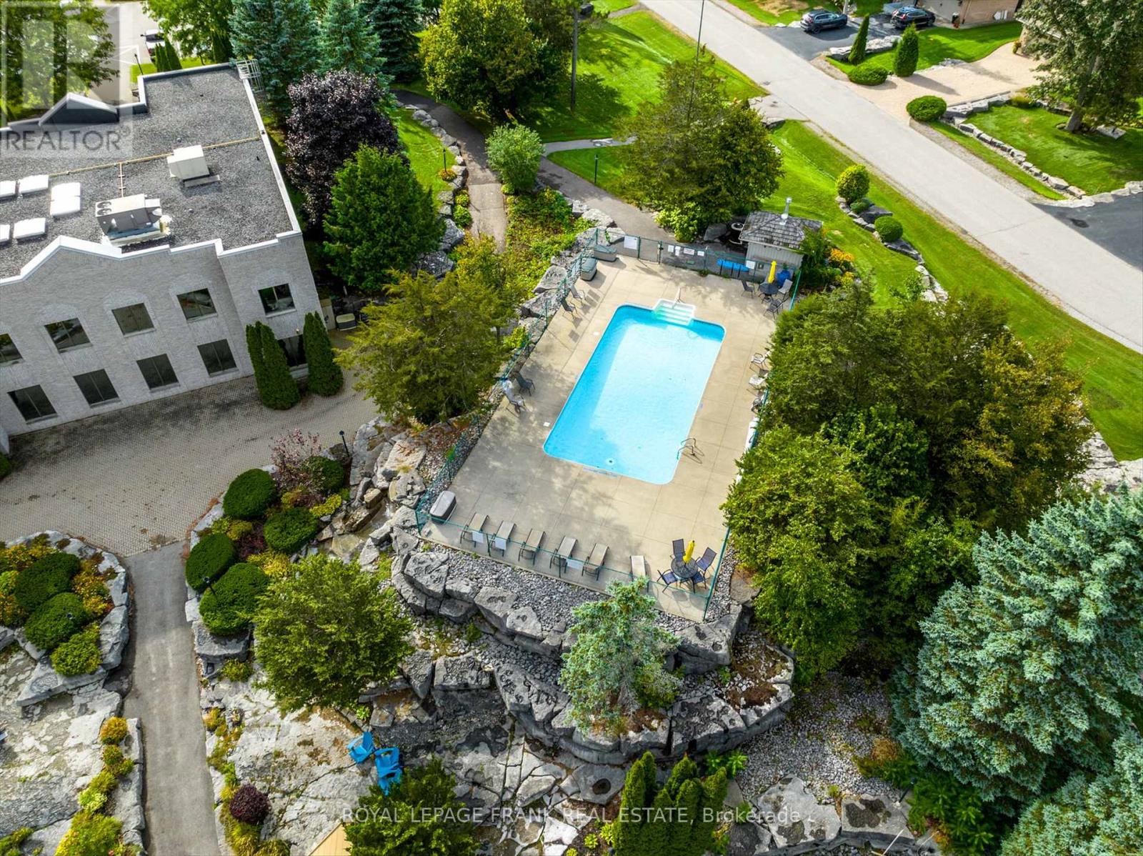 42 Huntingwood Crescent, Kawartha Lakes (Bobcaygeon), Ontario  K0M 1A0 - Photo 37 - X12516248