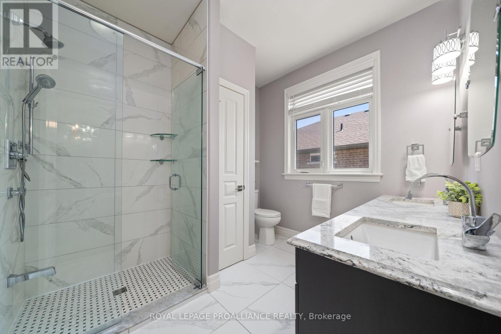 16 Hummingbird Drive, Belleville, Ontario K8N 0H7 - Photo 24 - X12516292