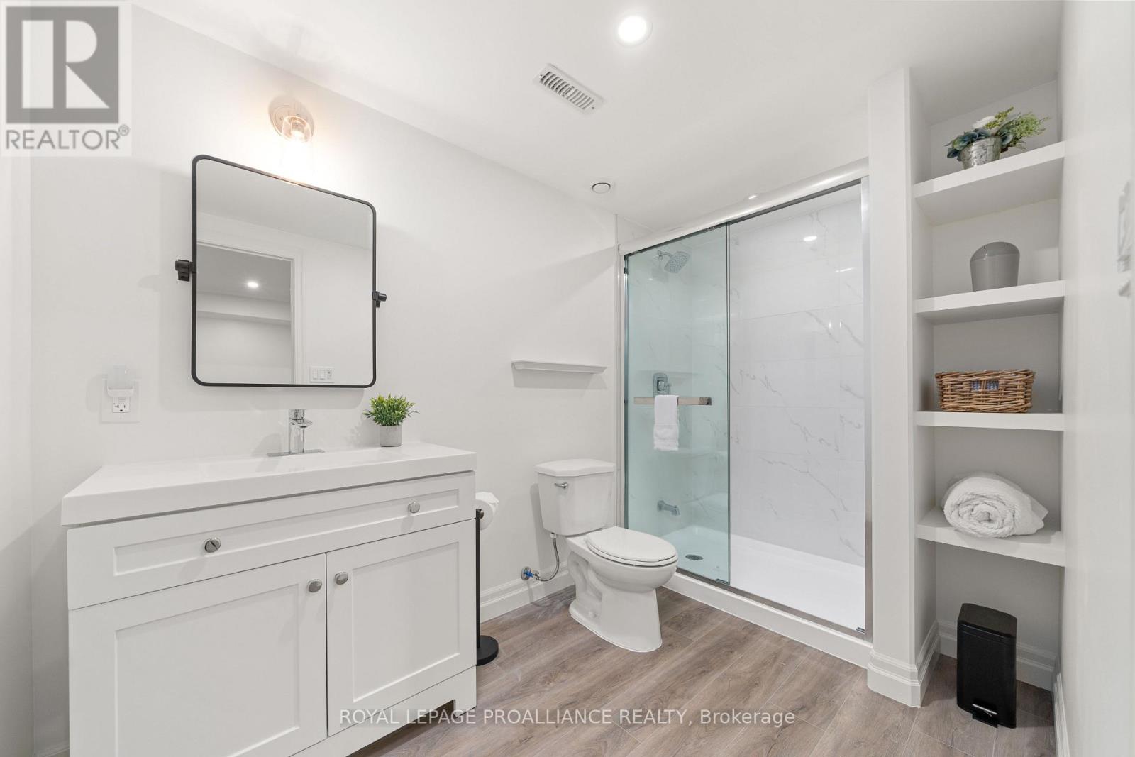 16 Hummingbird Drive, Belleville, Ontario K8N 0H7 - Photo 34 - X12516292