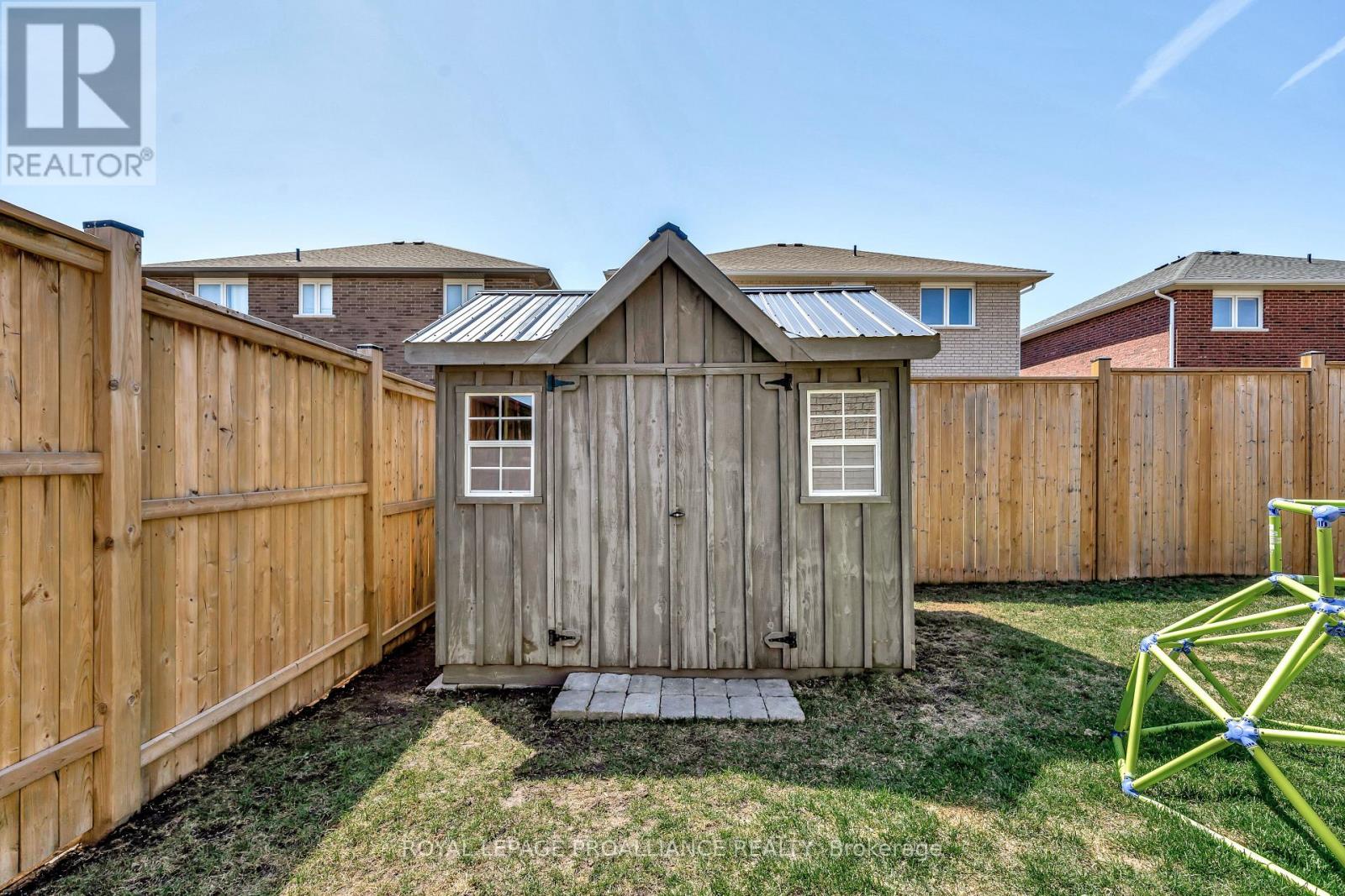 16 Hummingbird Drive, Belleville, Ontario K8N 0H7 - Photo 43 - X12516292