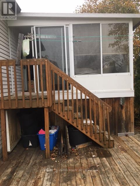 1205 Huntington Circle, Peterborough, Ontario K9K 2B8 - Photo 2 - X12516332