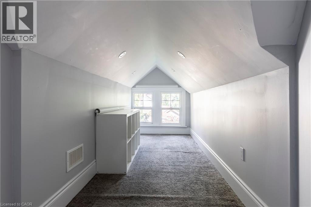 27 Cliff Avenue, Hamilton, Ontario  L8V 2S1 - Photo 38 - 40779263