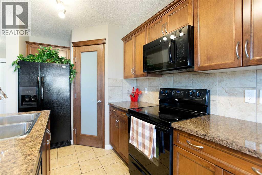 28 Kinlea Link Nw, Calgary, Alberta  T3R 0C4 - Photo 7 - A2267395