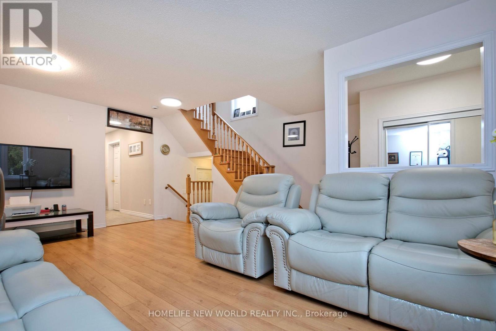 293 Mingay Avenue, Markham, Ontario  L6E 1T5 - Photo 5 - N12515858