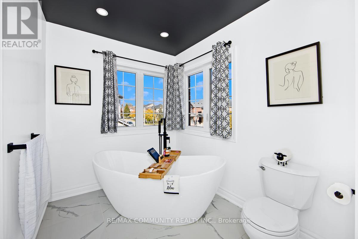 37 Mantle Avenue, Whitchurch-Stouffville, Ontario  L4A 0M7 - Photo 19 - N12515946