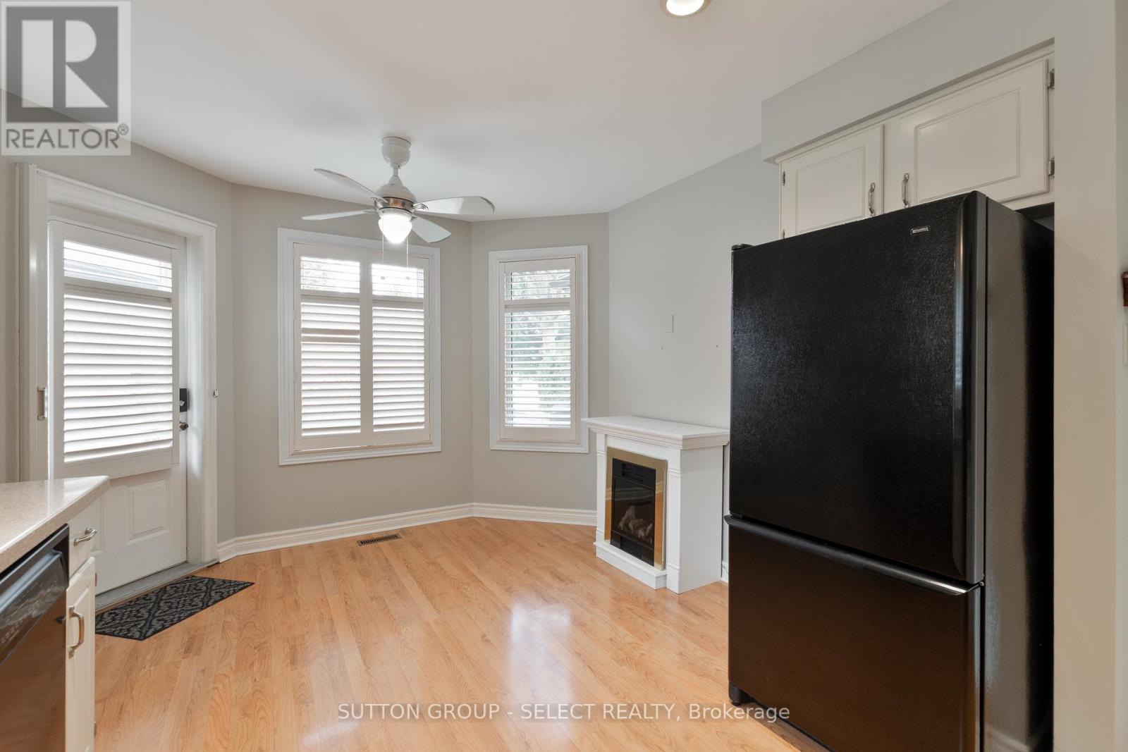 28 - 163 Pine Valley Drive, London South, Ontario  N6J 4R4 - Photo 16 - X12516114