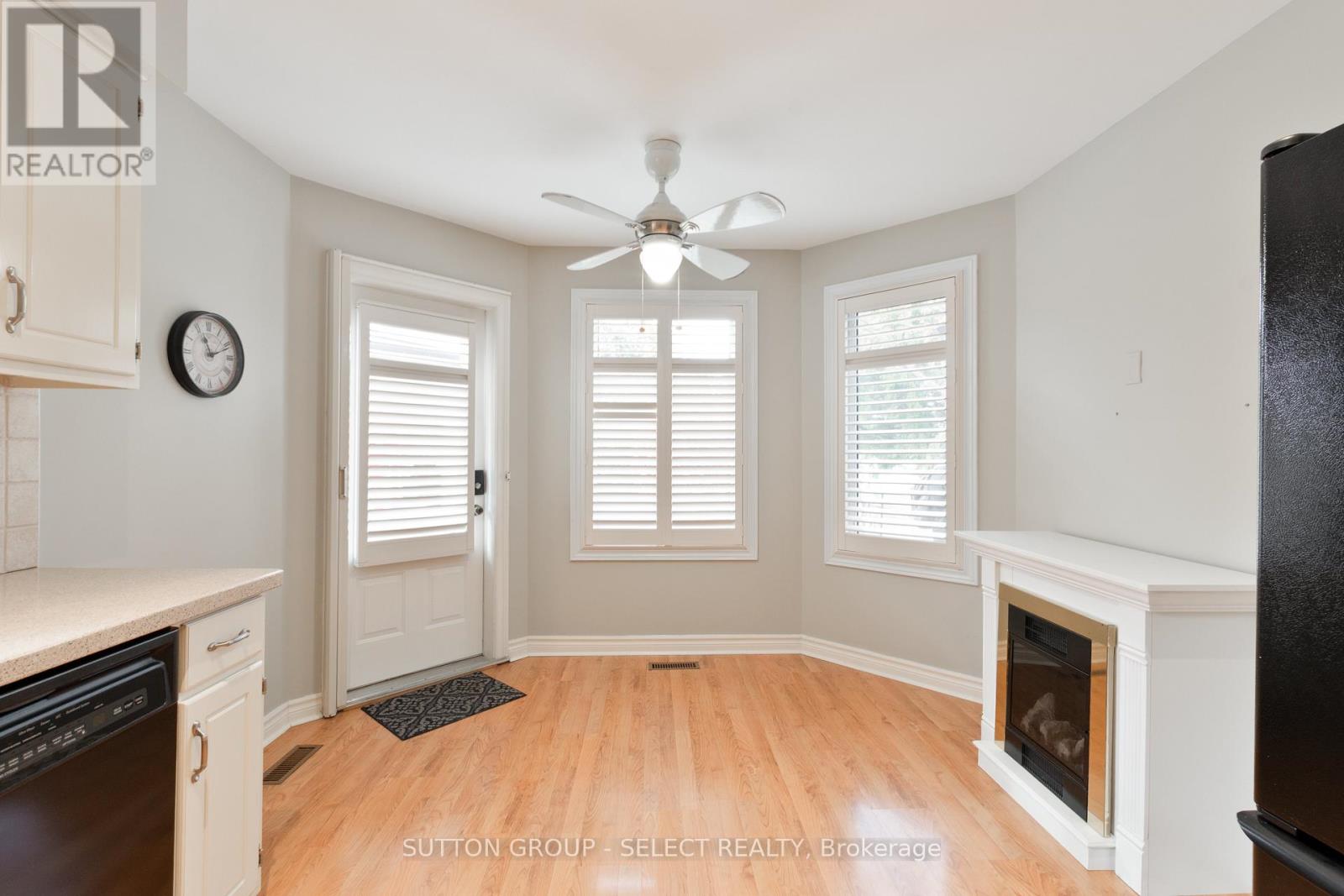 28 - 163 Pine Valley Drive, London South, Ontario  N6J 4R4 - Photo 17 - X12516114