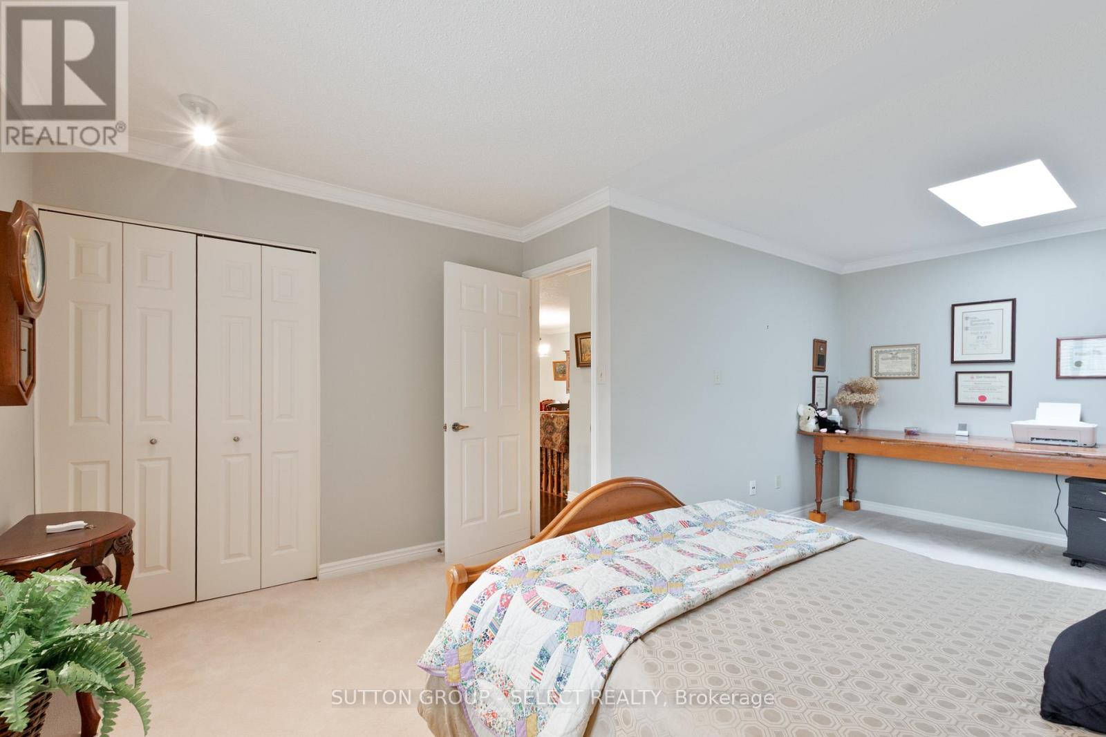 28 - 163 Pine Valley Drive, London South, Ontario  N6J 4R4 - Photo 29 - X12516114