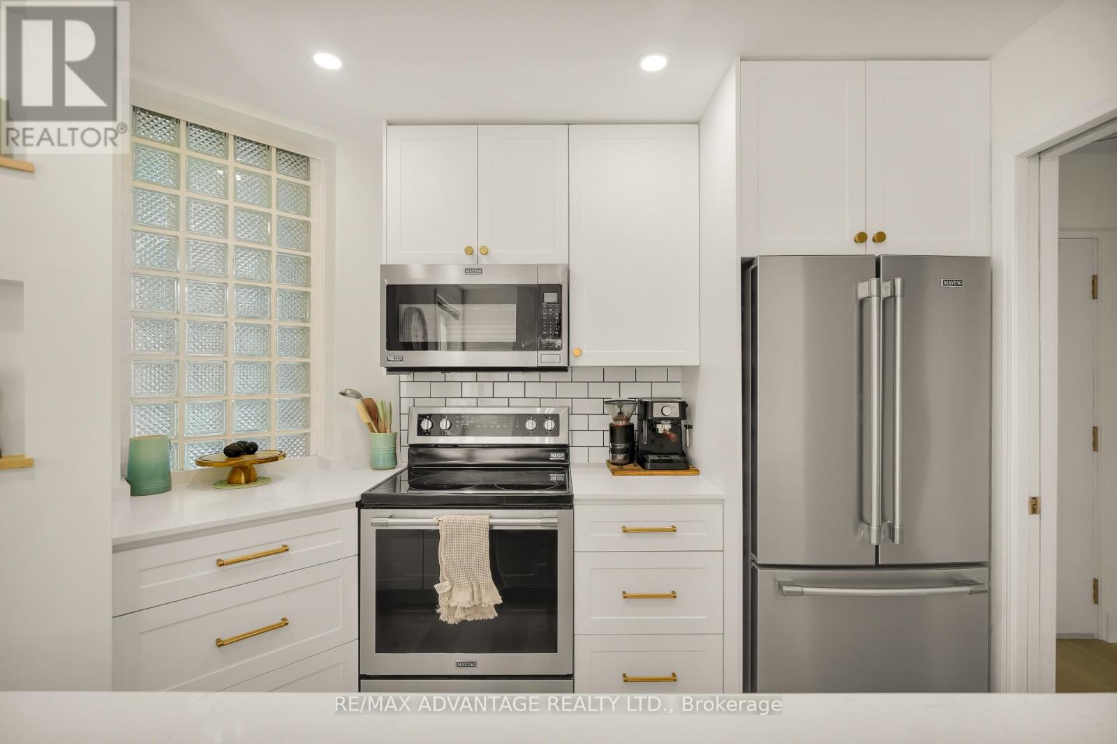 408 - 460 Wellington Street, London East, Ontario  N6A 3P8 - Photo 3 - X12516134