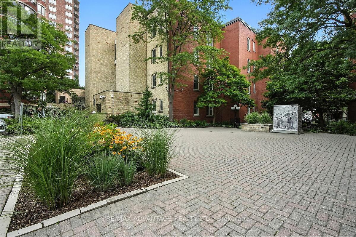408 - 460 Wellington Street, London East, Ontario  N6A 3P8 - Photo 39 - X12516134