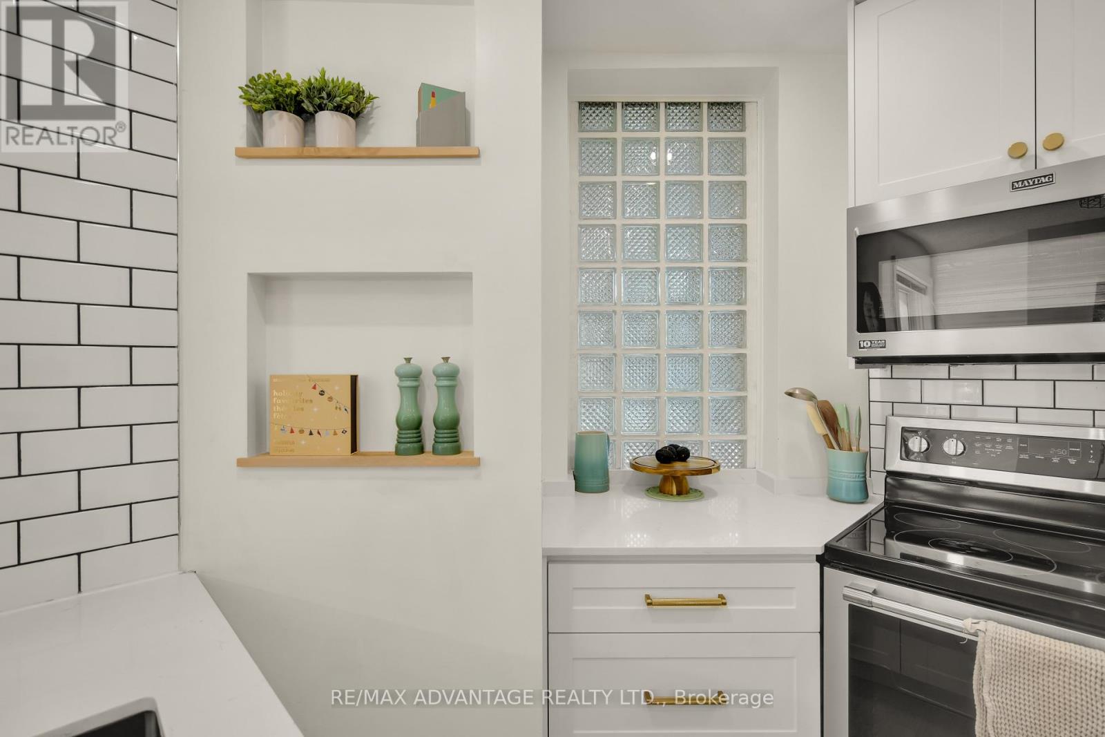 408 - 460 Wellington Street, London East, Ontario  N6A 3P8 - Photo 4 - X12516134