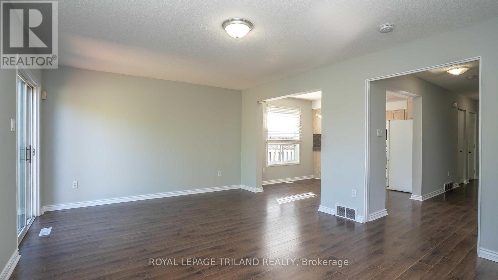 223 Simpson Crescent, London East, Ontario  N5V 5E1 - Photo 14 - X12516142