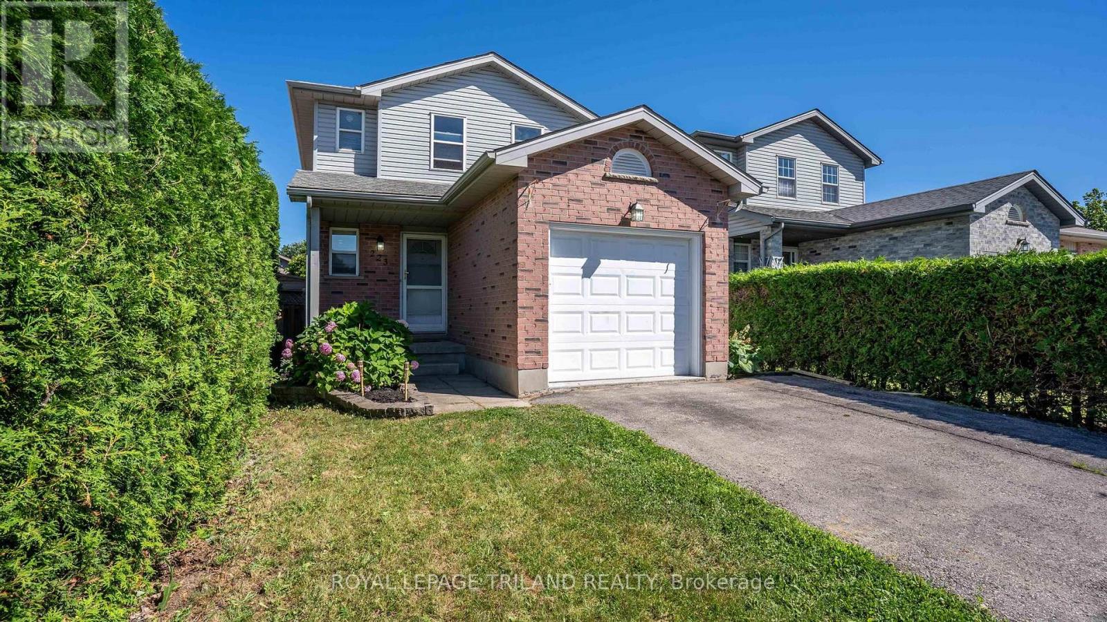 223 Simpson Crescent, London East, Ontario  N5V 5E1 - Photo 36 - X12516142