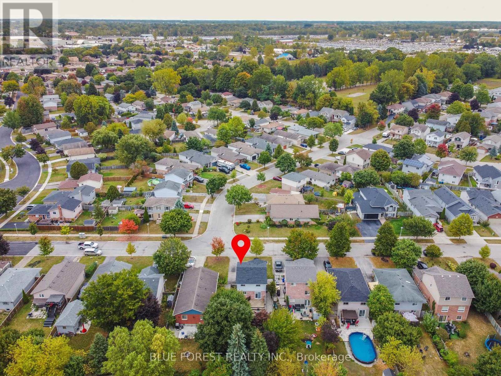 27 Loggers Grove, London East, Ontario  N5W 5Y9 - Photo 32 - X12516210