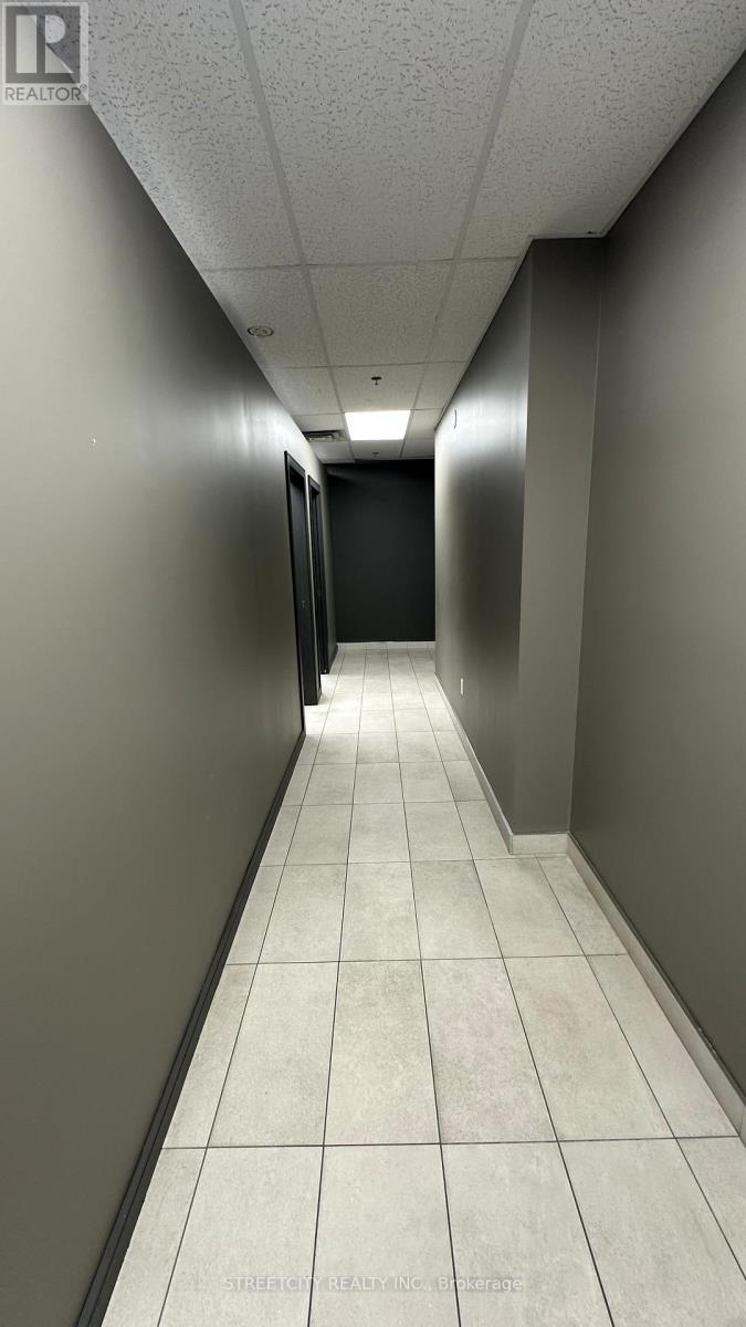 4 - 691 Richmond Street, London East (East F), Ontario  N6A 5M1 - Photo 2 - X12516316