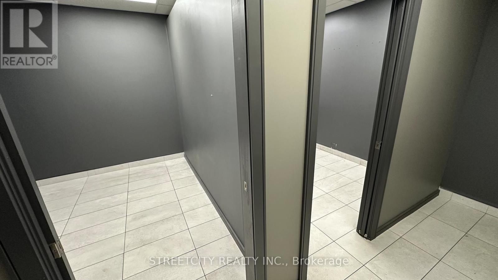 4 - 691 Richmond Street, London East (East F), Ontario  N6A 5M1 - Photo 3 - X12516316